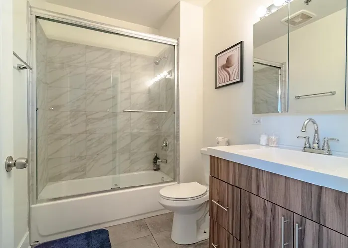 Apartamento Luxury Cozy 2br With Optional Parking And Gym Access Near Mccormick Place, Lakefront And Soldier Field *