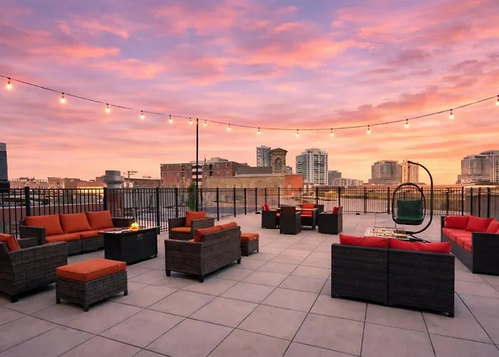 Apartment Luxury Cozy 2br With Optional Parking And Gym Access Near Mccormick Place, Lakefront And Soldier Field